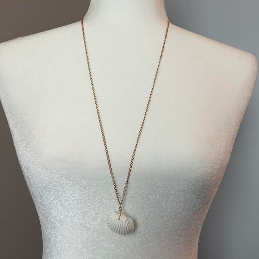 Seashell Pendant Gold Necklace